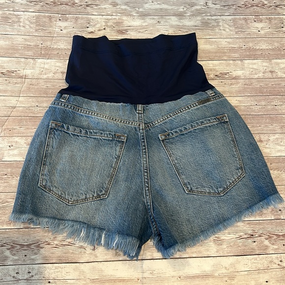 Pinkblush Full Belly Panel Distressed Raw Chewed
Hem Denim Maternity Jean Shorts - Picture 9 of 11